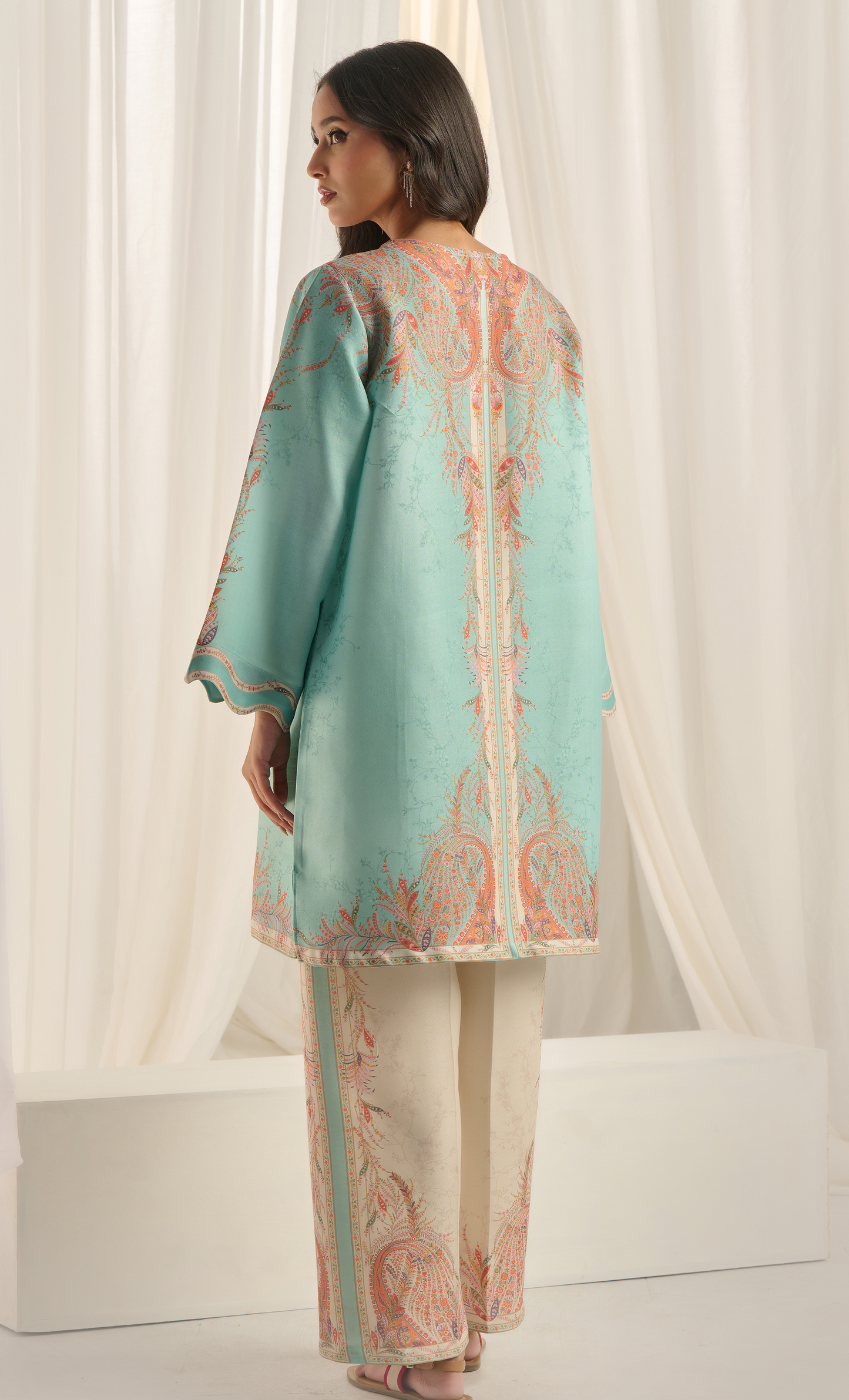 "PoshBella Minimal Printed Elegant Co-ord Set featuring pastel aqua printed kurta and cream printed bottoms in soft linan fabric, perfect for festive wear, mehendi and pre-wedding events."