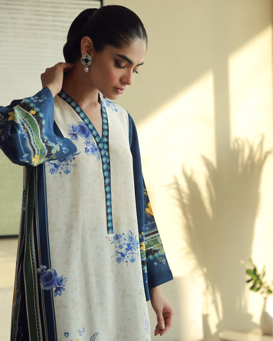 Side profile of aqua paisley co-ord set with flared sleeves – women’s ethnic wear
