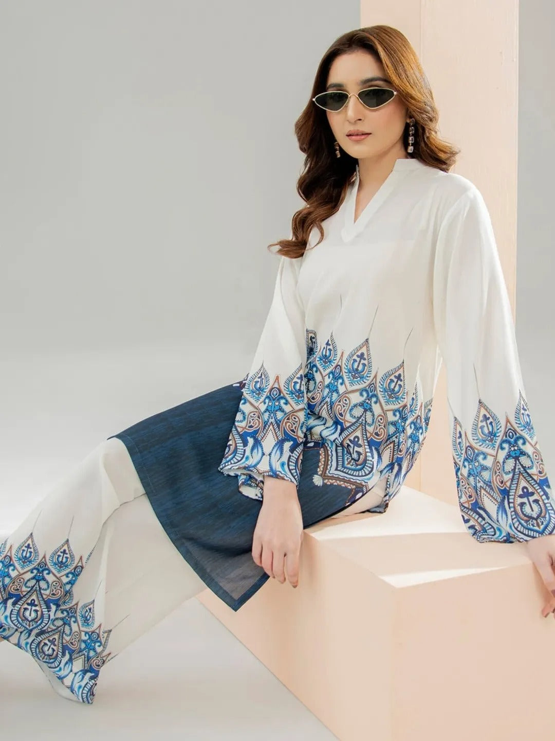 white blue co ord set for women, white printed co ord set, blue printed co ord set, linen co ord set for women, white blue printed outfit, printed tunic and pants set, comfort fit co ord set, wide leg pants co ord set, women workwear co ord set, elegant co ord set for women, casual co ord set for women, summer co ord set, brunch outfit for women, vacation co ord set, travel outfit for women, printed two piece set for women, blue and white outfit for women, premium co ord set for women, stylish workwear outf