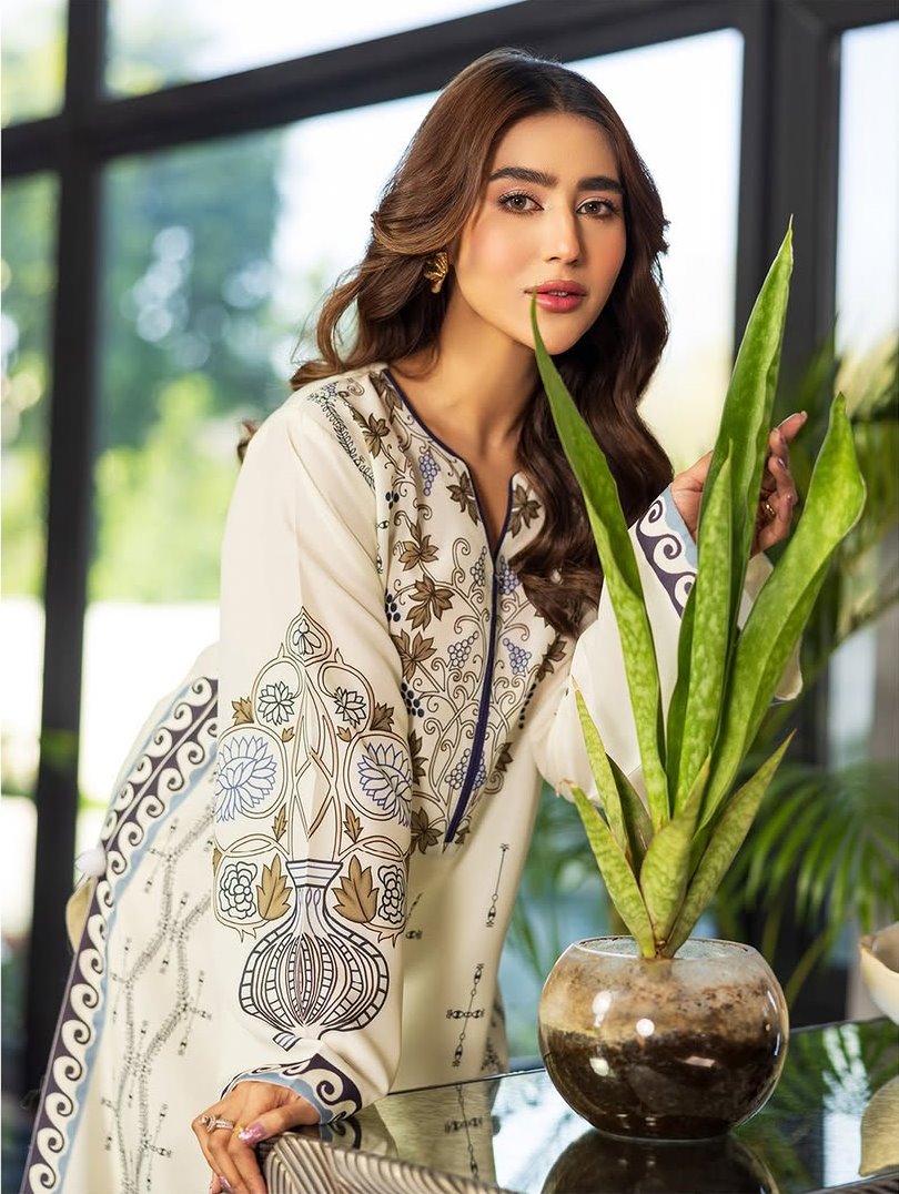 festive wear for women, ethnic kurta set for women, designer kurta set, festive kurta set, traditional kurta set, printed kurta set, stylish ethnic wear for women, Indian festive outfit, ethnic wear for women, wedding wear kurta set, Diwali kurta set, Karwa Chauth outfit, Navratri kurta set, wedding guest outfit for women, festive outfit for women, elegant ethnic outfit, premium kurta set, contemporary ethnic wear, Indian traditional outfit, party wear kurta set, PoshBella festive wear, PoshBella kurta set